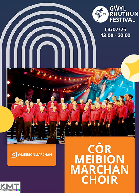 Meibion Marchan Choir performing on the 4th of July at Ruthun Festival